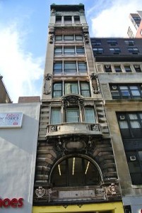 Der Erste Macy's in New York war in diesem kleinen Gebäude.